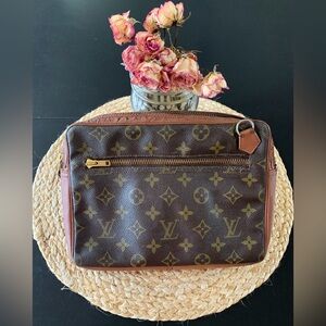 Authentic Vintage Louis Vuitton Pochette Sport Bag